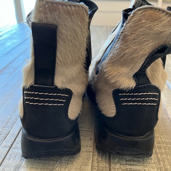 TECNICA Women’s Italian White Calf fur Ankle boot size 7 Winter Boot Waterproof - Picture 6 of 14